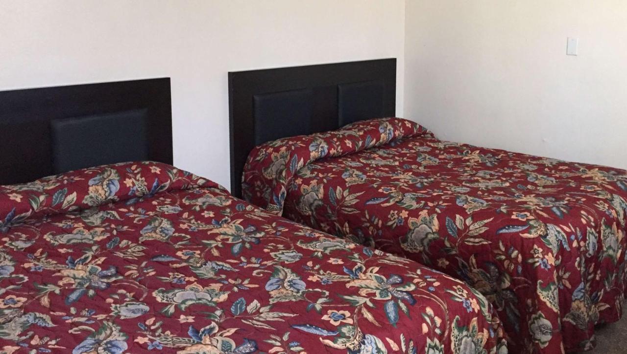Country Place Inn And Suites White Haven Esterno foto