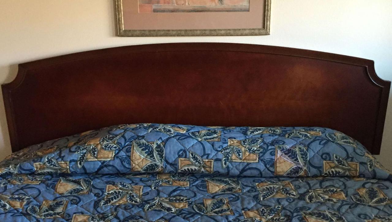 Country Place Inn And Suites White Haven Esterno foto