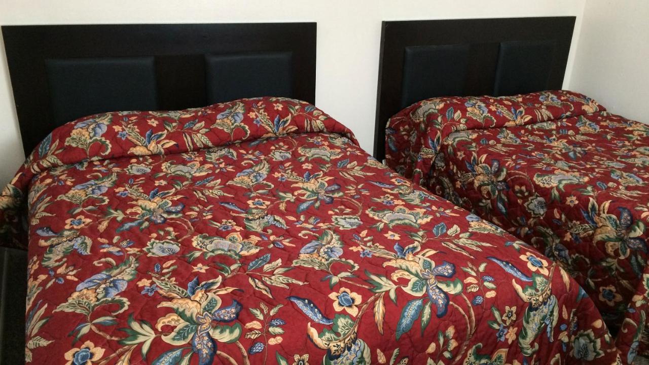 Country Place Inn And Suites White Haven Esterno foto