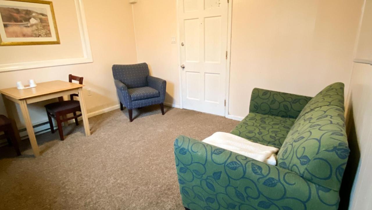 Country Place Inn And Suites White Haven Esterno foto